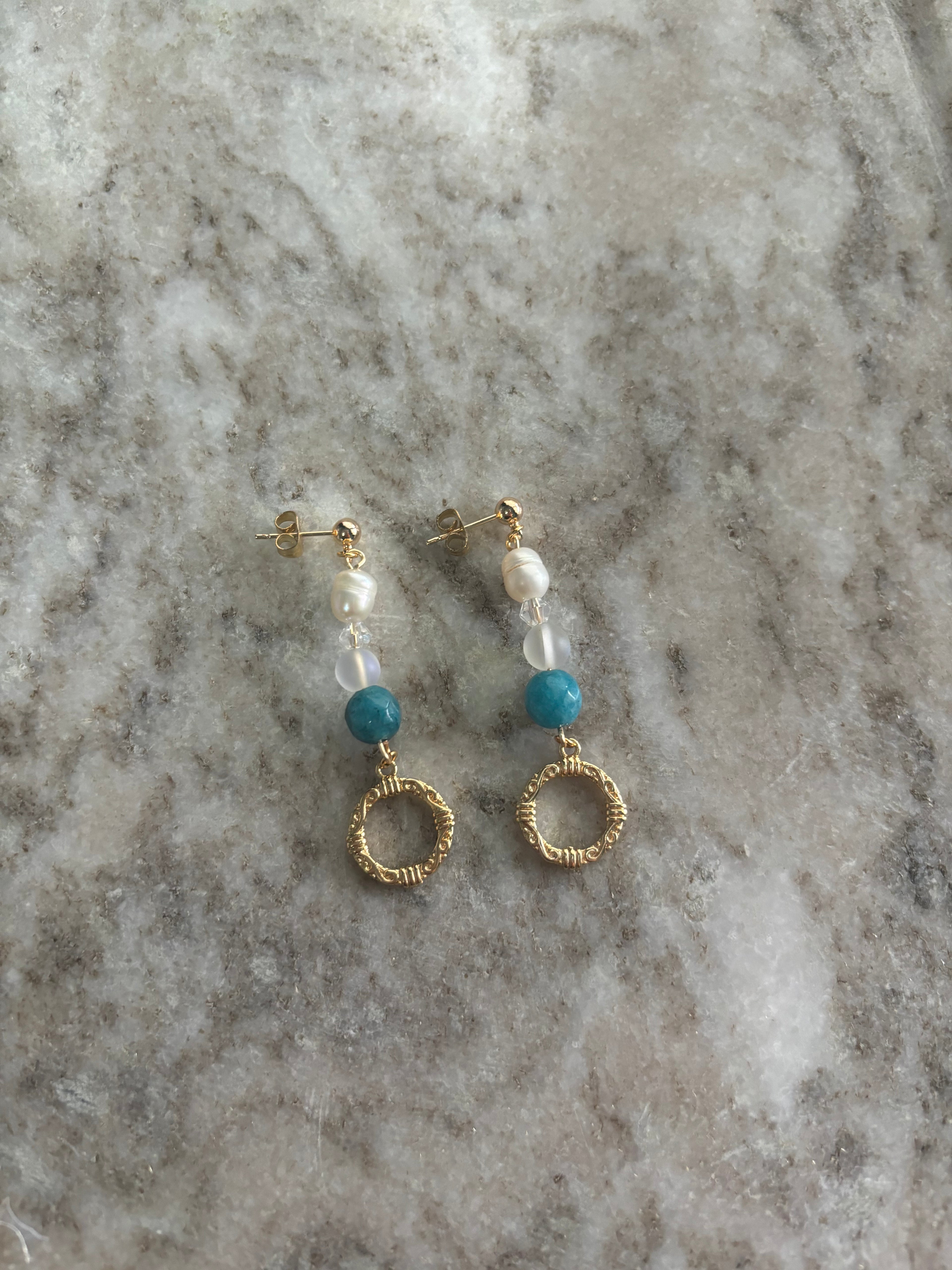 Indi earrings