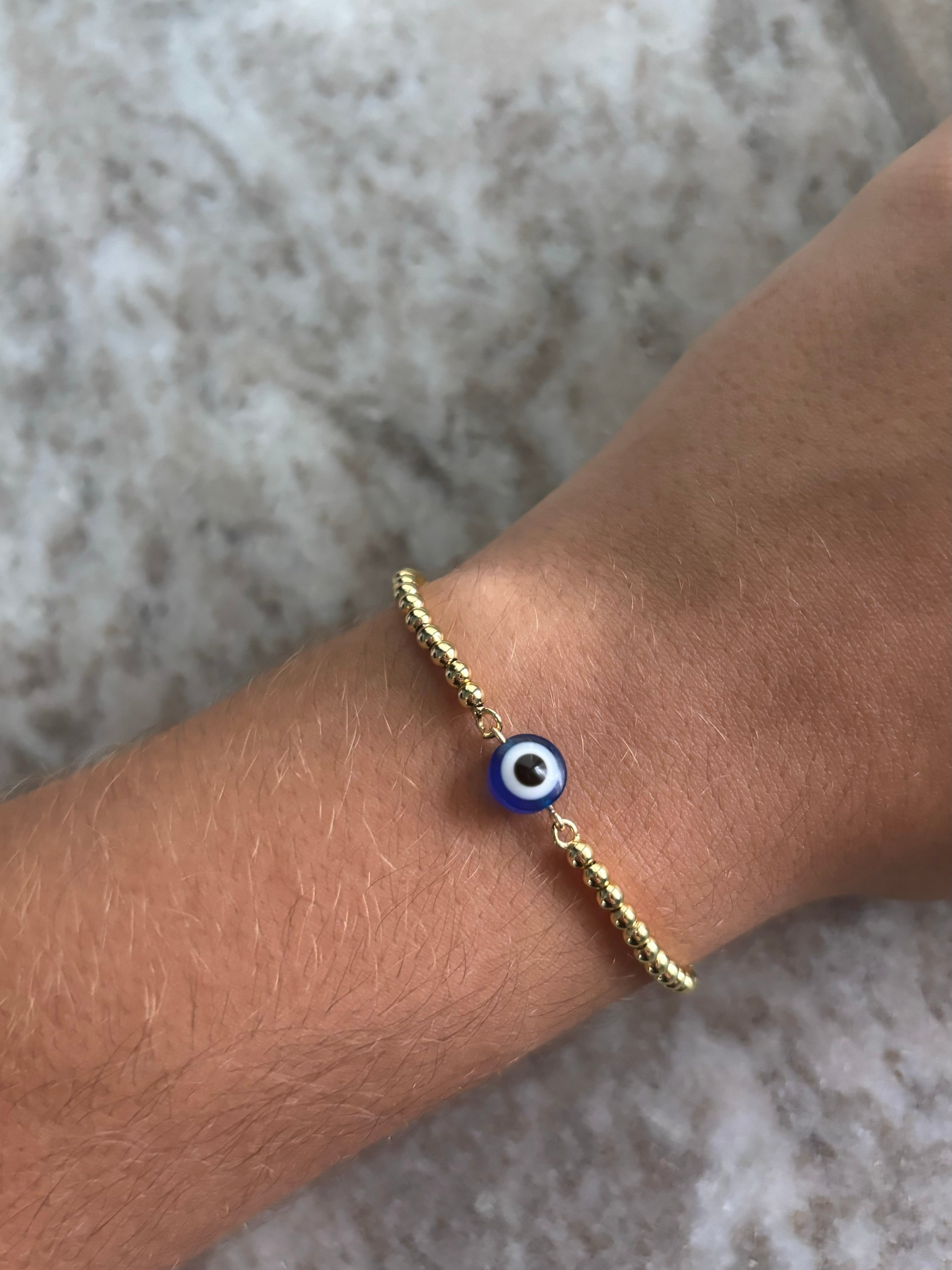 Eye bracelet