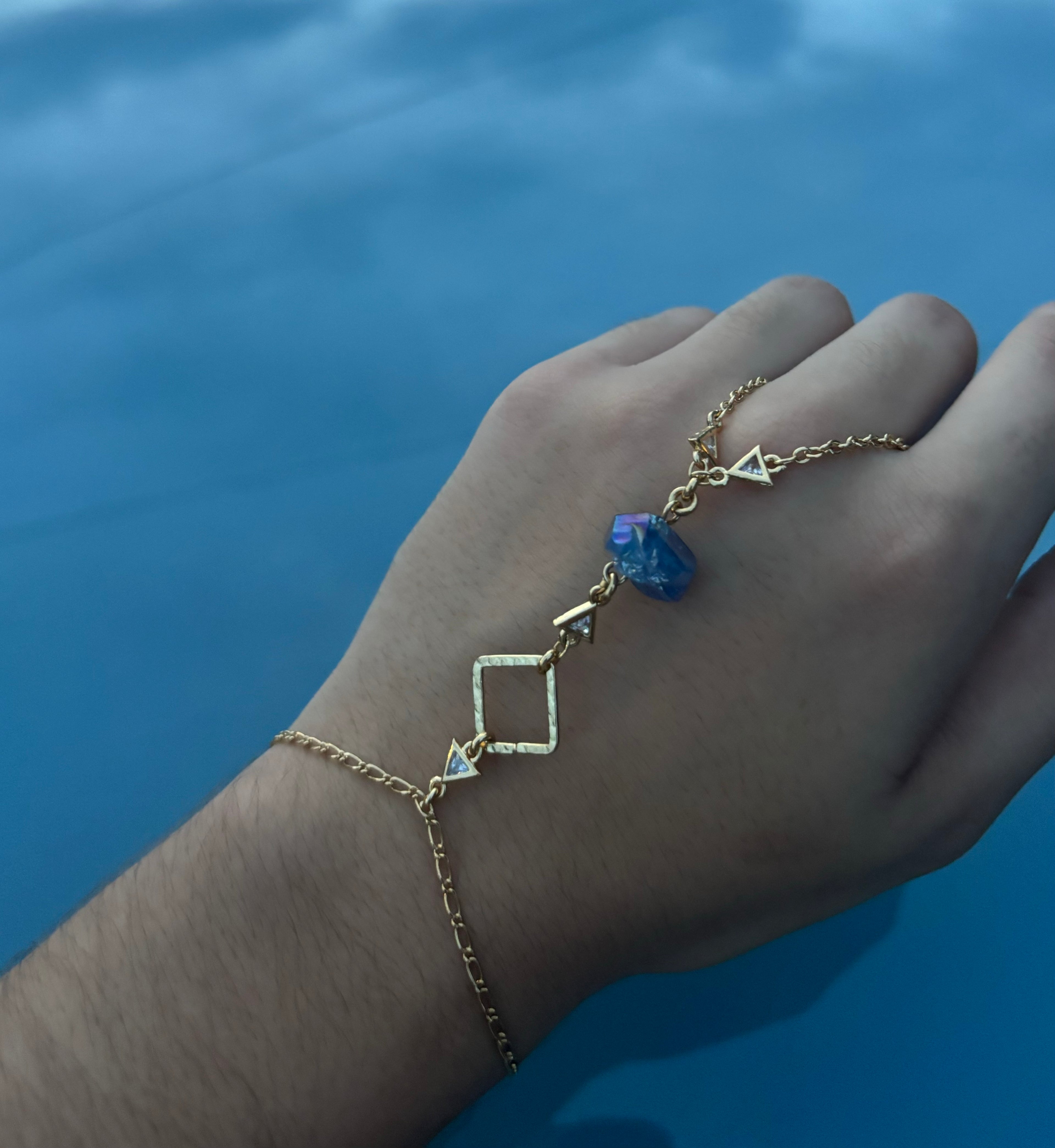 Azura Hand Chain